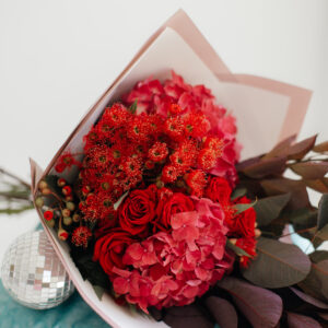 Red and pink flowers for Valentines day